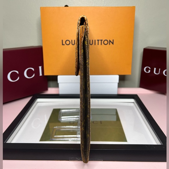 Louis Vuitton Porte-Document Brown Monogram Pouch - Picture 3 of 11